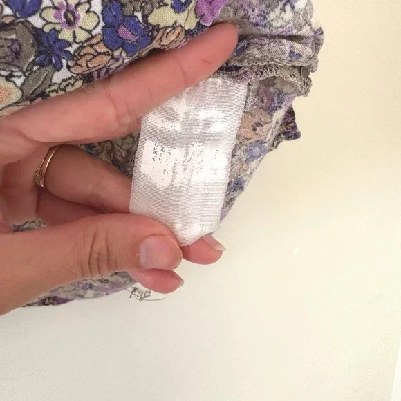 Vintage Floral Button-Up Shirt Women's Size Large – Flower Buttons – Cottagecore - Picture 8 of 9